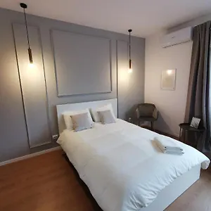 Apartament On The River Ultra, Bucureşti
